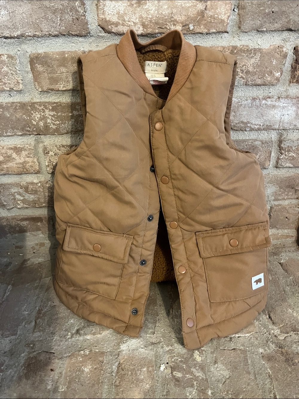 ASPEN Kids Tan Quilted Sherpa-Lined Vest – Girls/Boys 5T